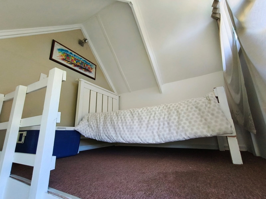 3 Bedroom Property for Sale in Wavecrest Eastern Cape